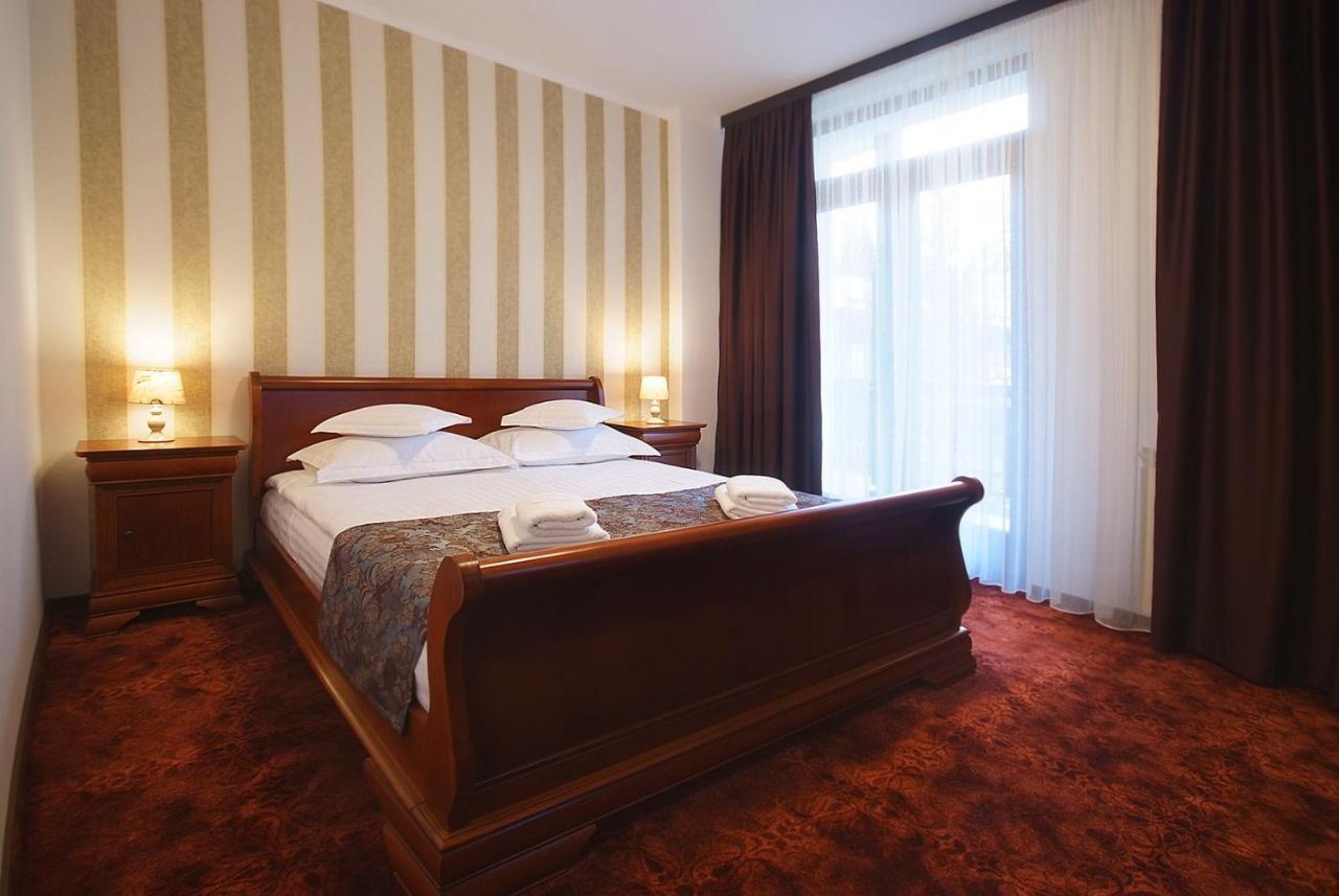 Hotel Moldavia Szlanikfürdő Kültér fotó