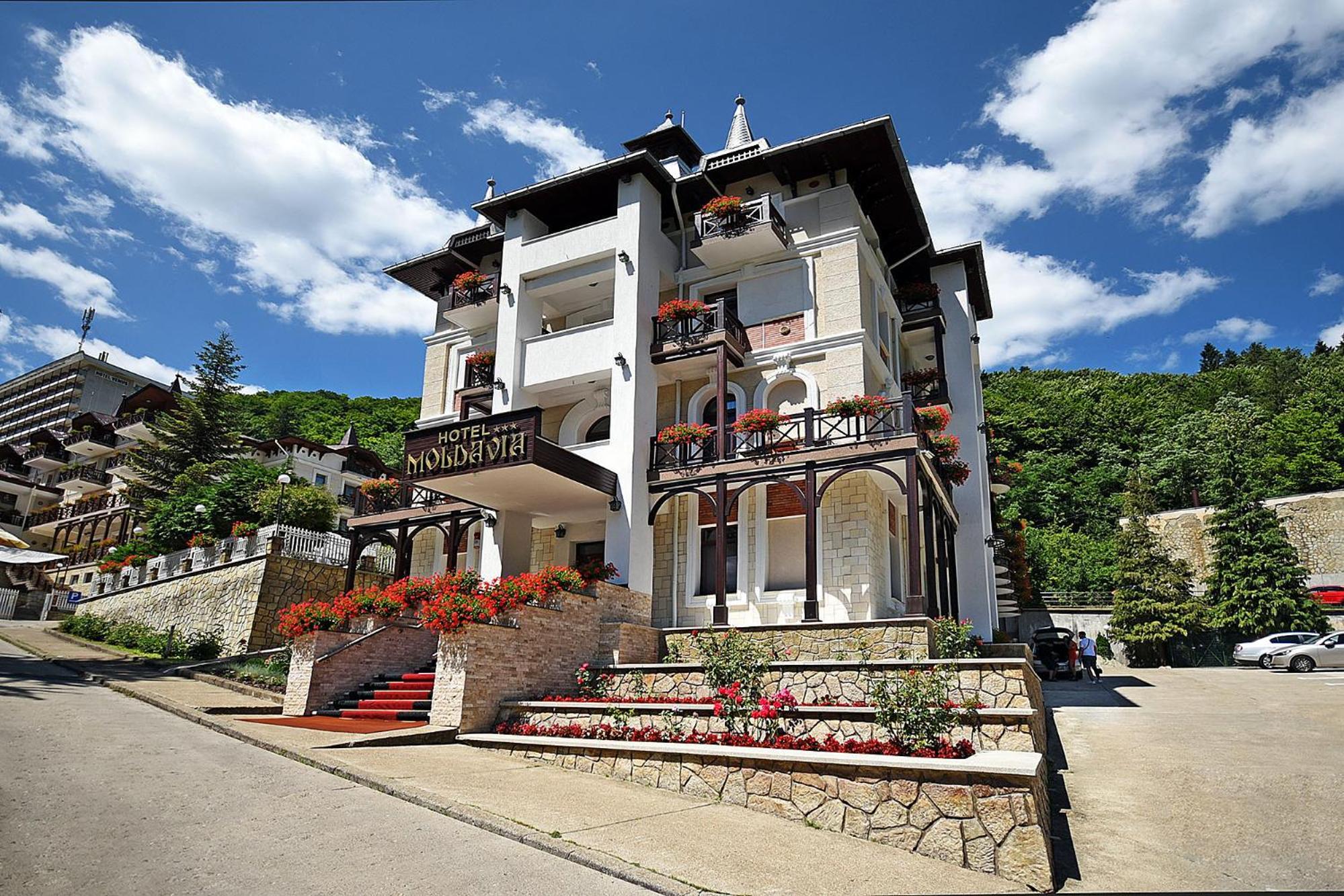 Hotel Moldavia Szlanikfürdő Kültér fotó