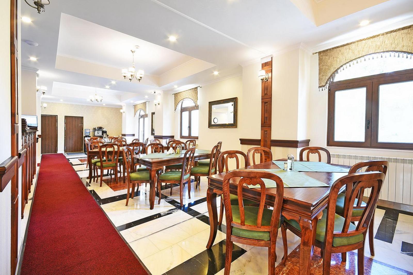 Hotel Moldavia Szlanikfürdő Kültér fotó