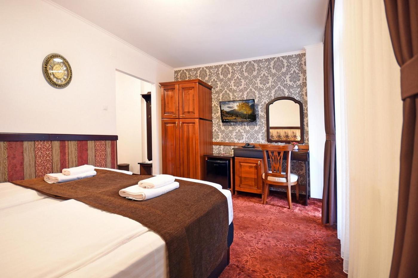 Hotel Moldavia Szlanikfürdő Kültér fotó