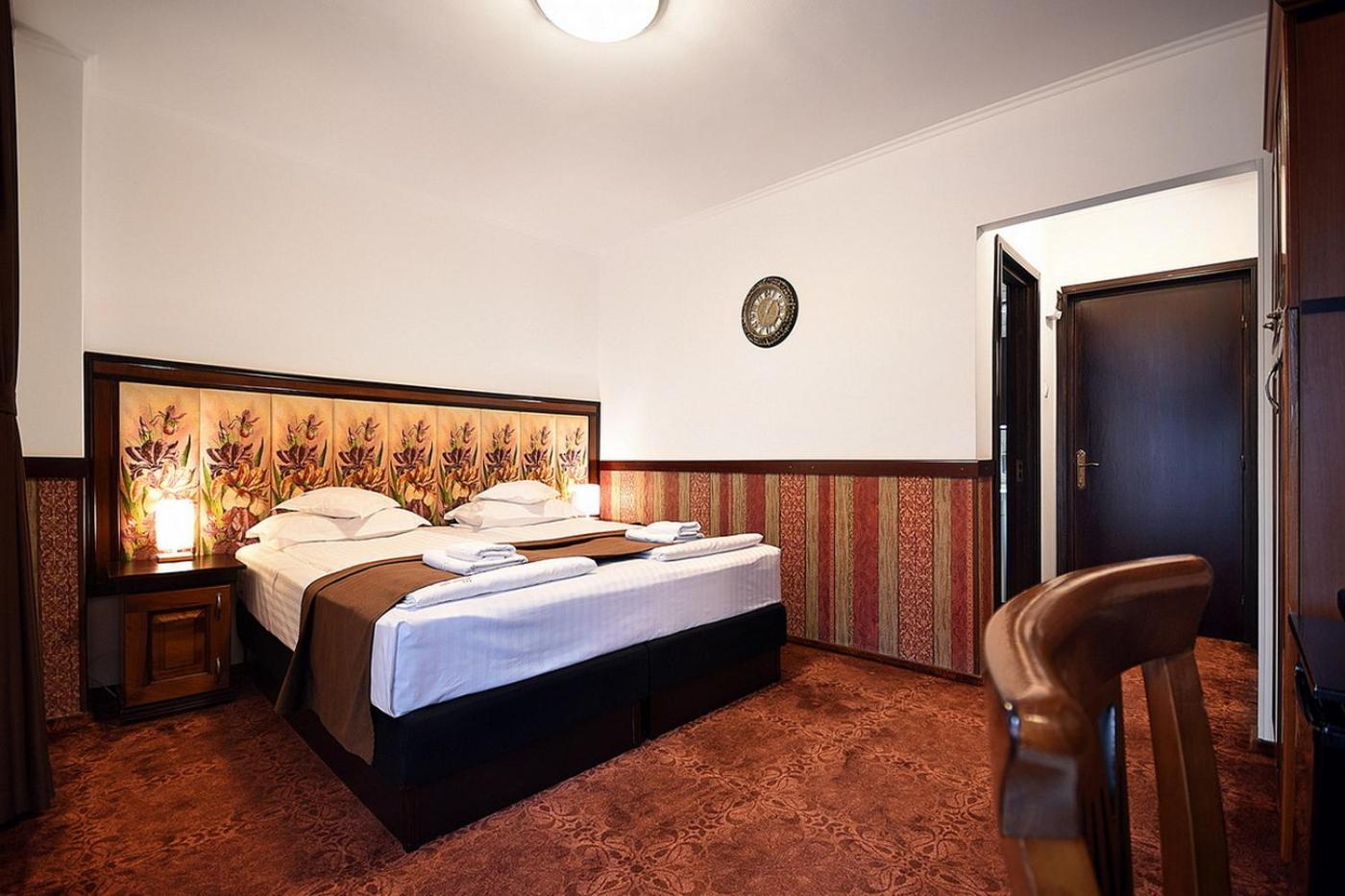Hotel Moldavia Szlanikfürdő Kültér fotó