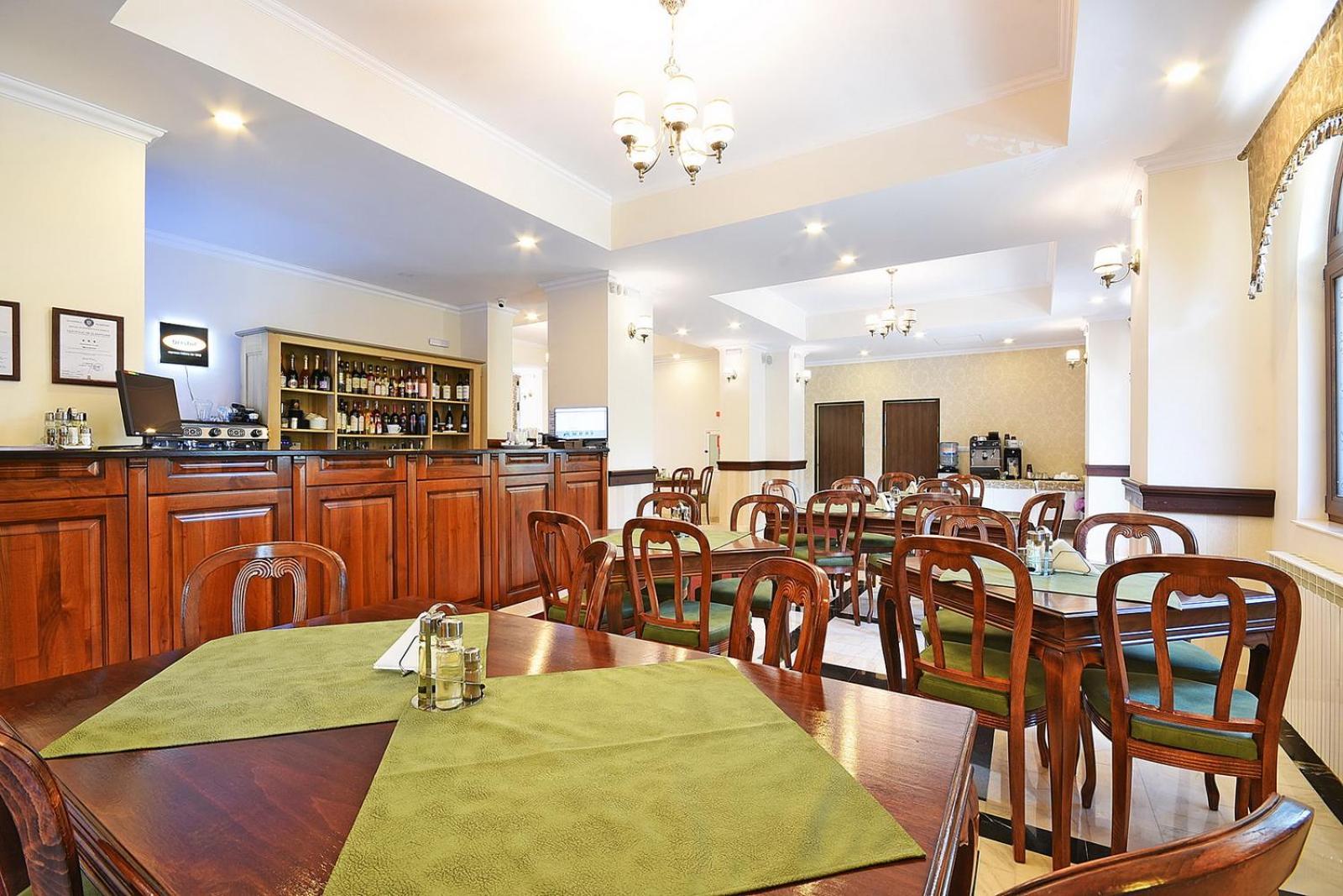 Hotel Moldavia Szlanikfürdő Kültér fotó