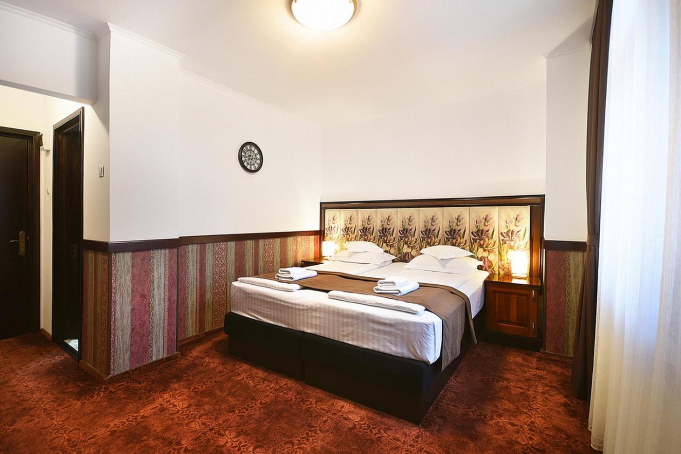 Hotel Moldavia Szlanikfürdő Kültér fotó